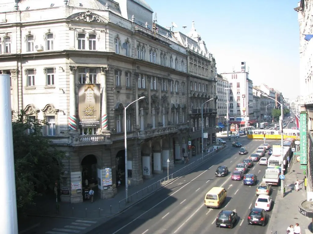 Central Apartments Of Budapešť 0*,